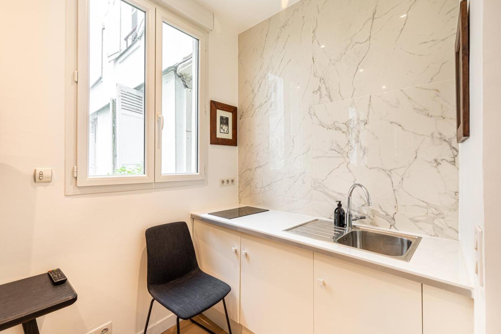 Guestready - Elysee Palace Marble Haven Παρίσι Εξωτερικό φωτογραφία